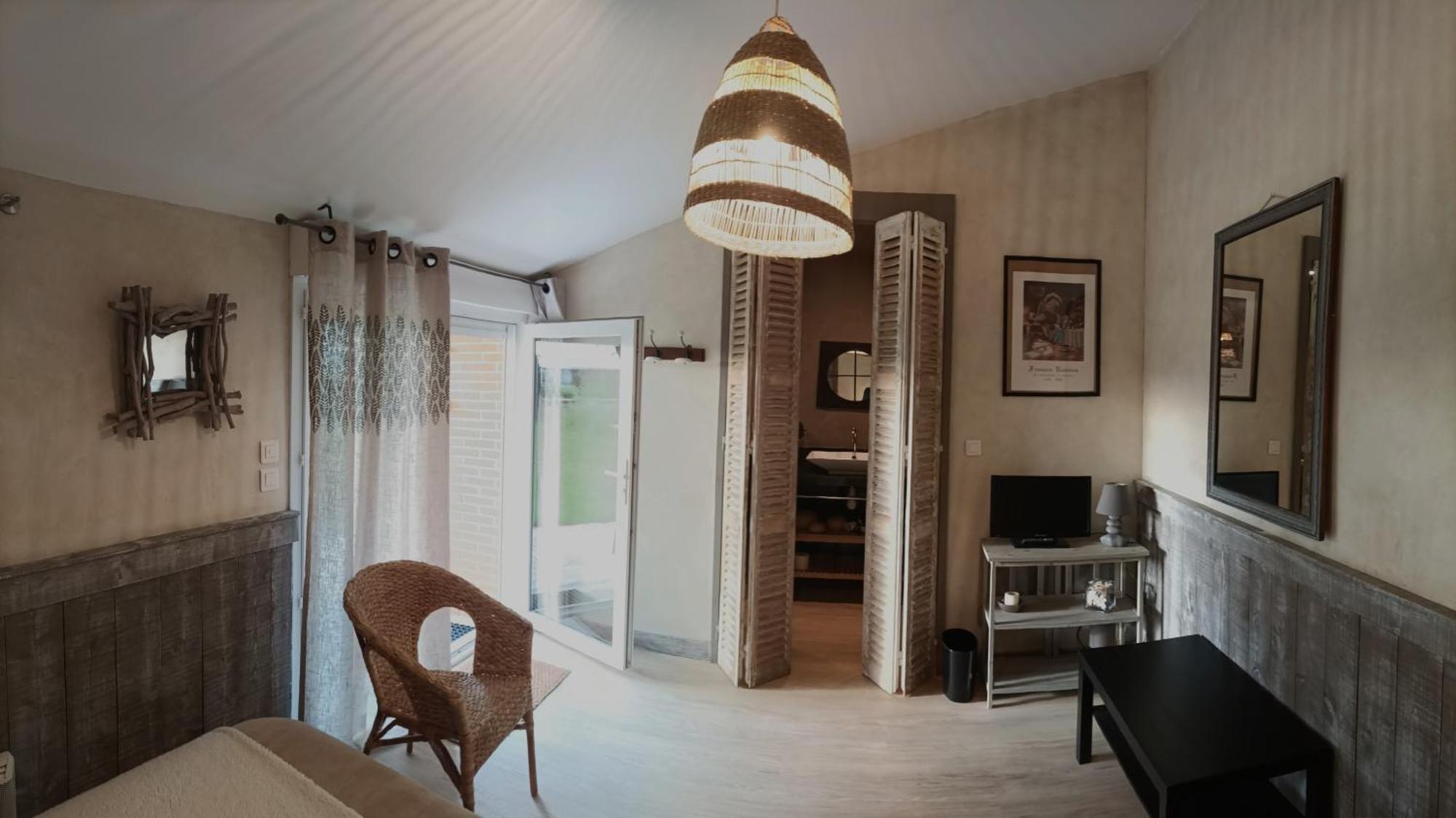 Bed and Breakfast Le Puits De La Foltiere Azay-sur-Cher Exterior foto